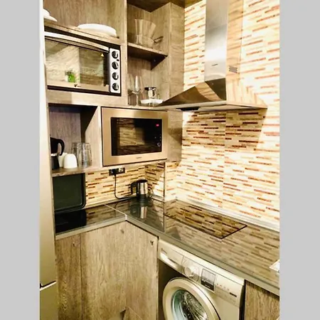Cosy Nest Costa De Sol By Namaste Elite 아파트